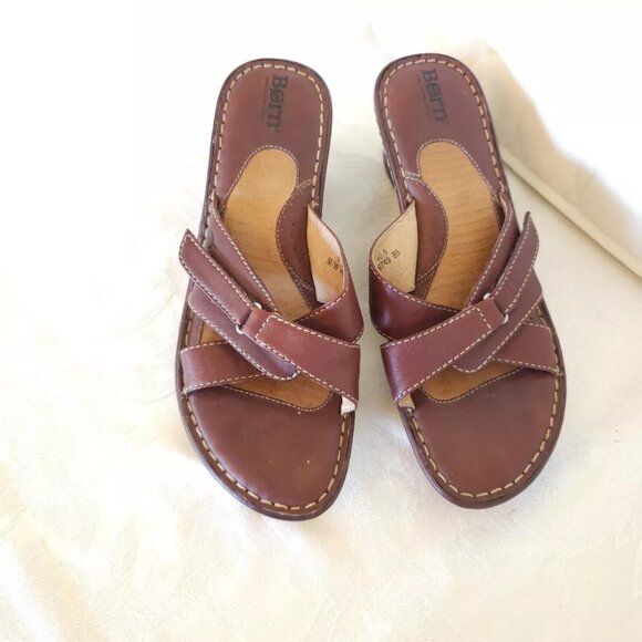 Womens Born Leather Slip On Wedge Sandals 9 M Caramel Brown Open Toe - Picture 1 of 12